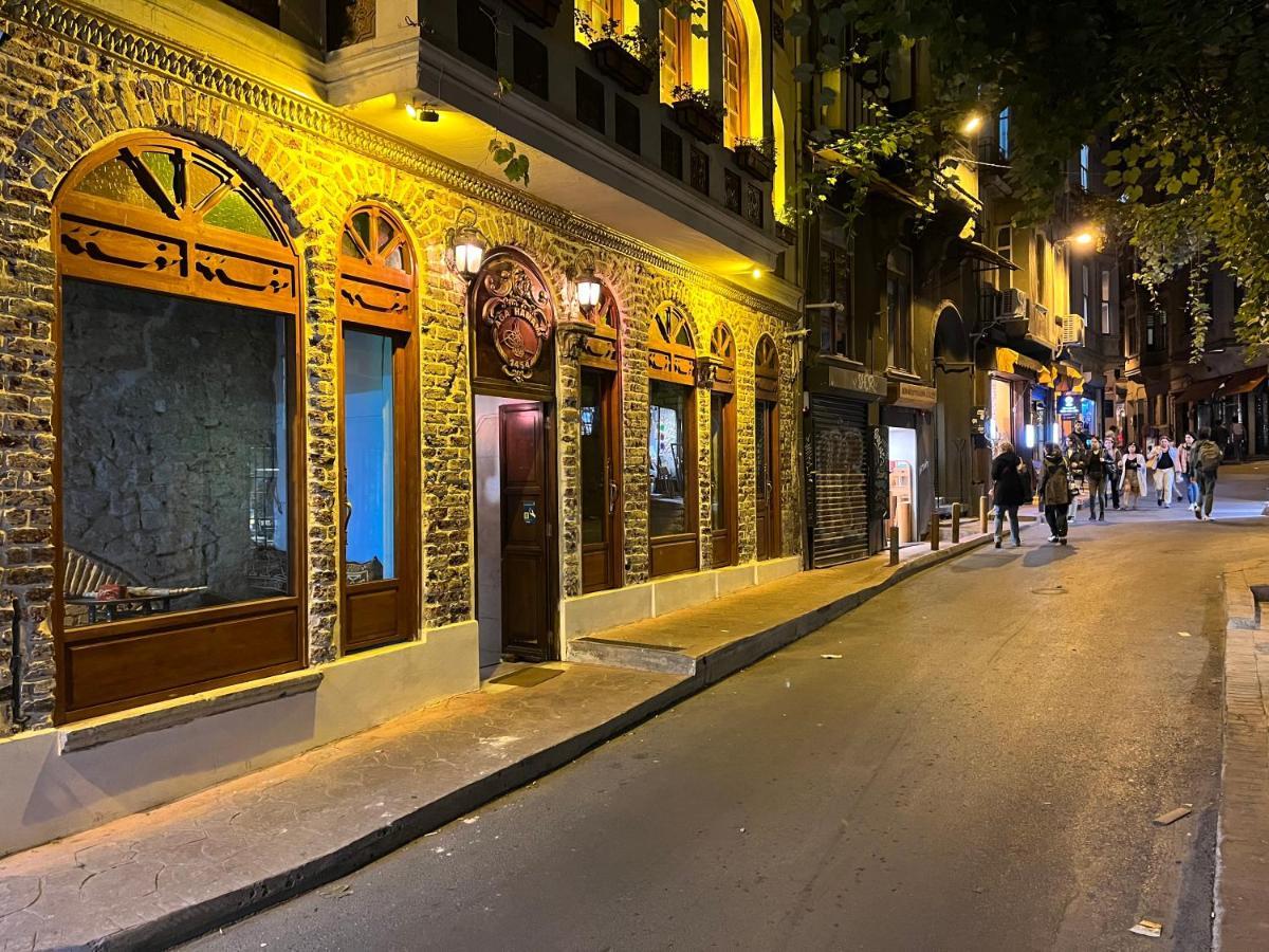 Apartament Centrally Located, 2+1 House In Taksim, Cihangir Stambuł Zewnętrze zdjęcie