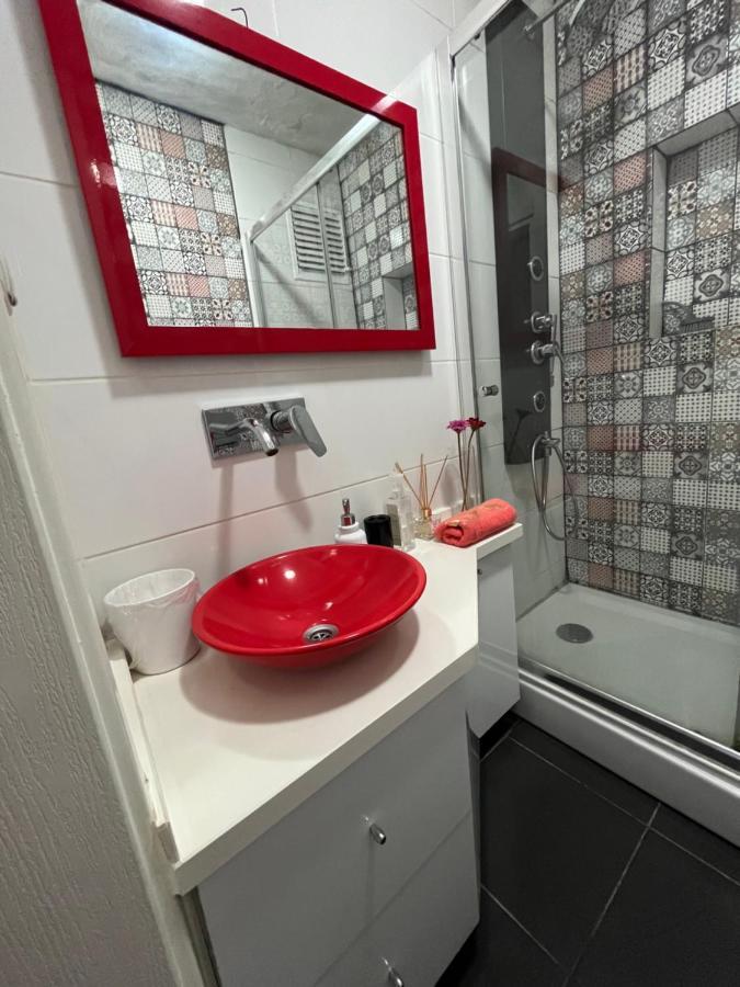 Apartament Centrally Located, 2+1 House In Taksim, Cihangir Stambuł Zewnętrze zdjęcie