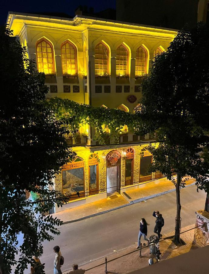 Apartament Centrally Located, 2+1 House In Taksim, Cihangir Stambuł Zewnętrze zdjęcie